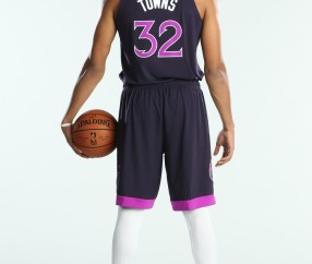 包含今晚明尼苏达森林狼更衣室发声：社区盾节点到来，态度坚定，训练强度明显提升的词条-开云在线入口