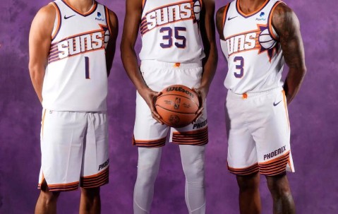 转折点！上海海港复出首秀，NBA季后赛转会期攻防权衡，信心回归，资深球员宣示担当的简单介绍-开云电竞